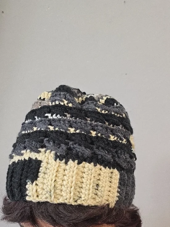 Handmade Multicolor Knit Beanie - Black, Cream & Gray - Picture 2 of 5